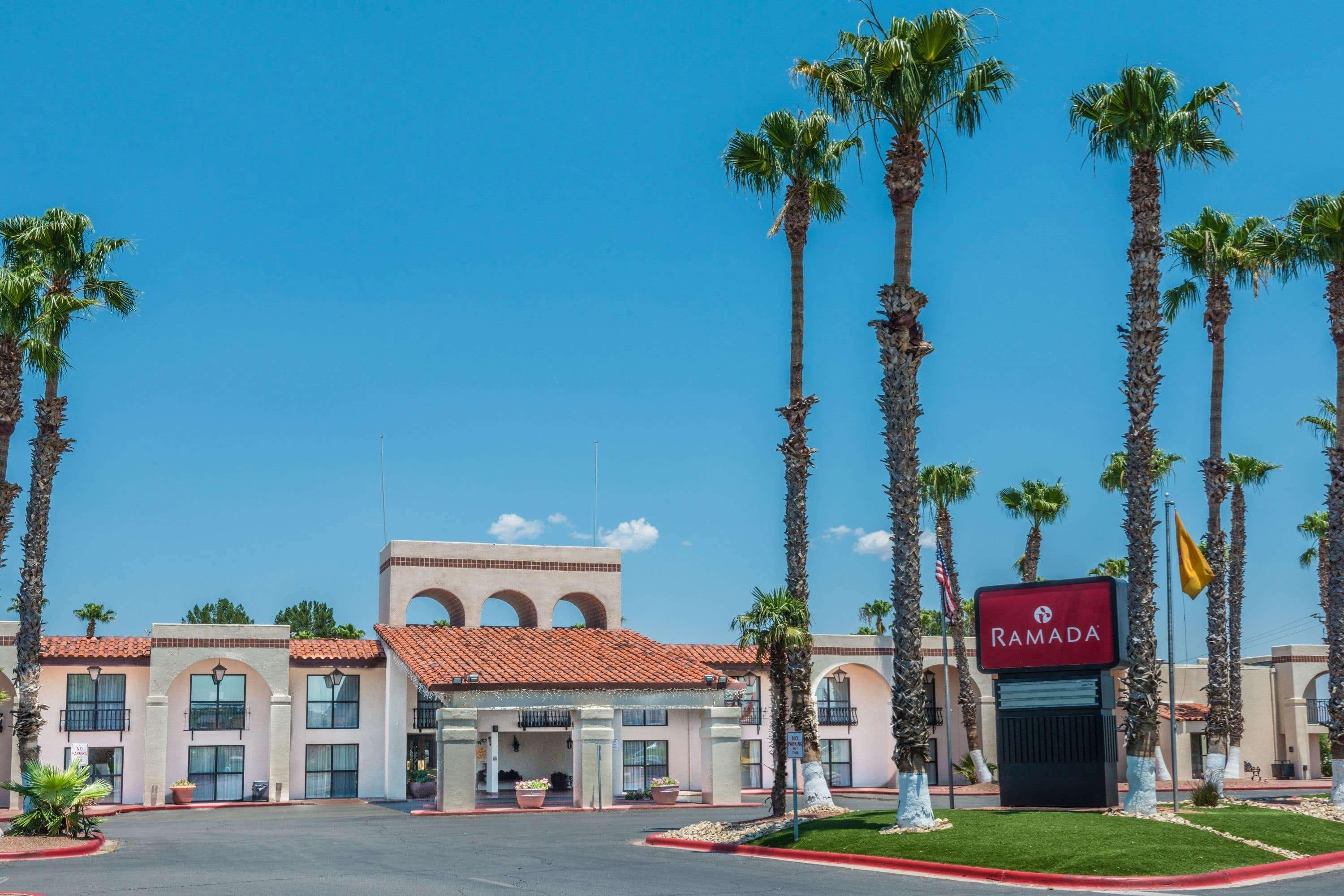 Ramada By Wyndham Las Cruces Hotel & Conference Center Exteriör bild